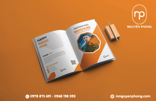 Brochure thiết kế tone cam nổi bật